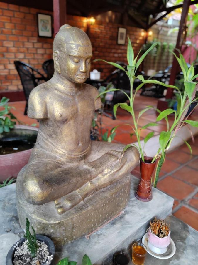 Soben Cafe Guesthouse & Restaurant Siem Reap Extérieur photo